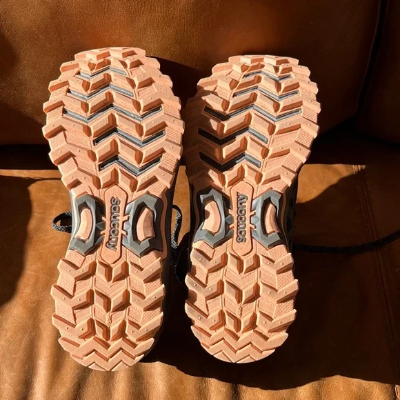 Saucony Excursion Trail Running Women’s Black and Peachy Pink Athletic Shoes - Picture 12 of 13